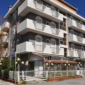Sabbia D'oro 2*, Rimini Italia